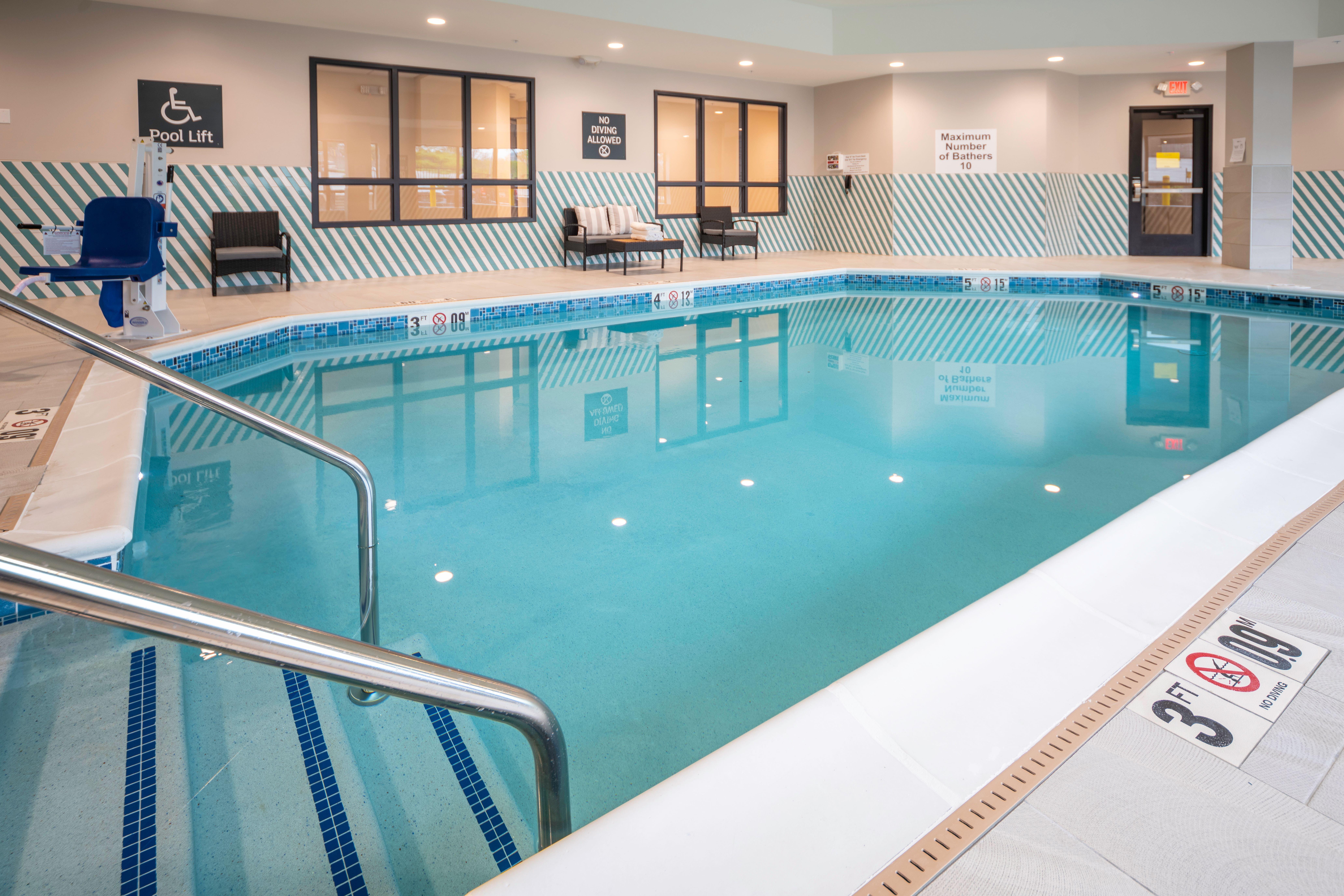 Holiday Inn St Louis - Creve Coeur By Ihg Bagian luar foto